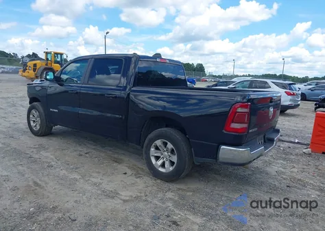 2024 Ram 1500 Laramie 4X4 5'7 Box z USA, uszkodzony, nr VIN 1C6SRFJT5RN106171